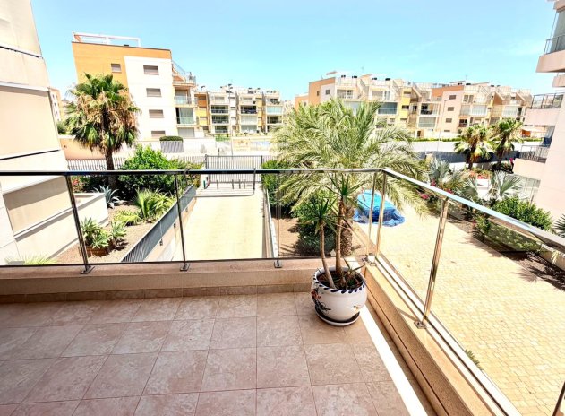 Herverkoop - Appartement - Orihuela Costa - La Zenia