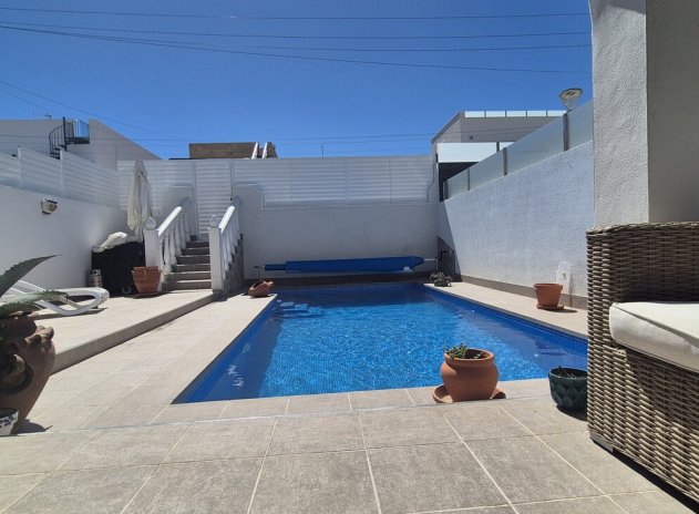 Herverkoop - Villa - Villamartin - Villamartín