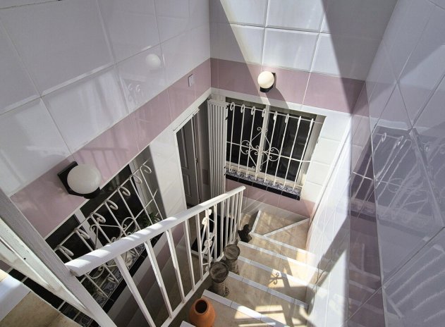 Herverkoop - Villa - Villamartin - Villamartín