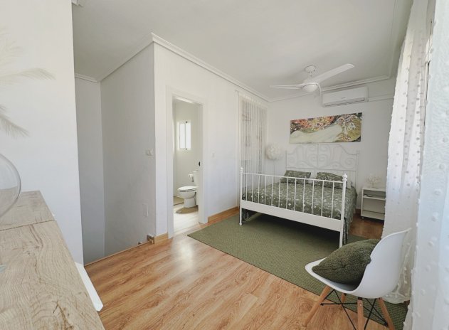 Herverkoop - Rijwoning - Orihuela Costa - La Zenia