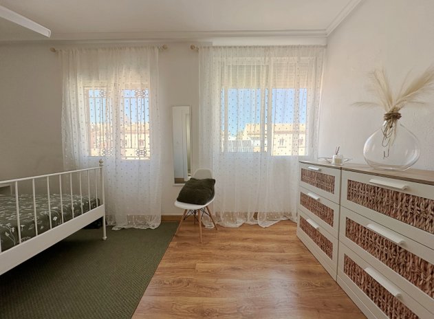 Herverkoop - Rijwoning - Orihuela Costa - La Zenia