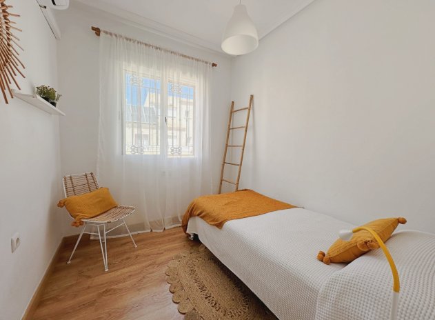 Herverkoop - Rijwoning - Orihuela Costa - La Zenia