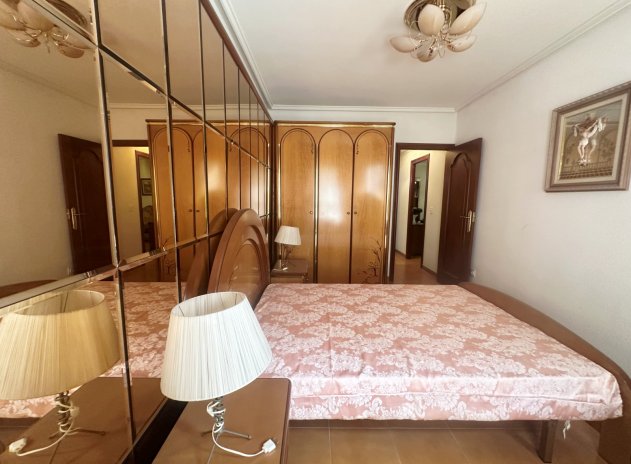 Reventa - Apartamento / Piso - Torrevieja