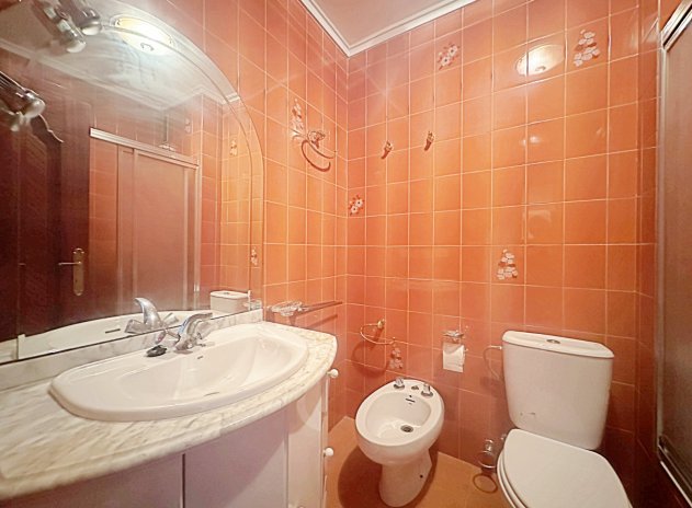 Reventa - Apartamento / Piso - Torrevieja