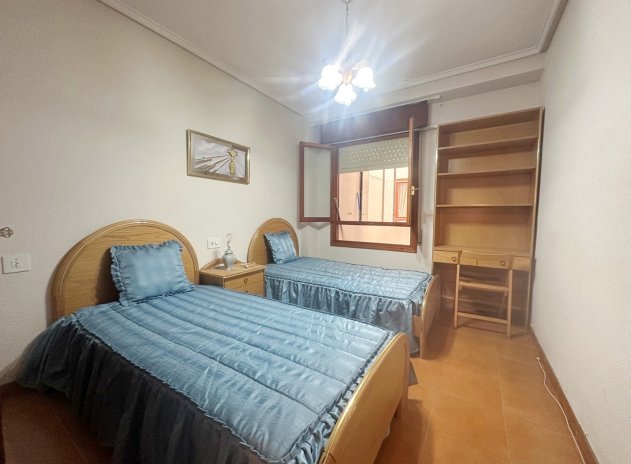 Reventa - Apartamento / Piso - Torrevieja