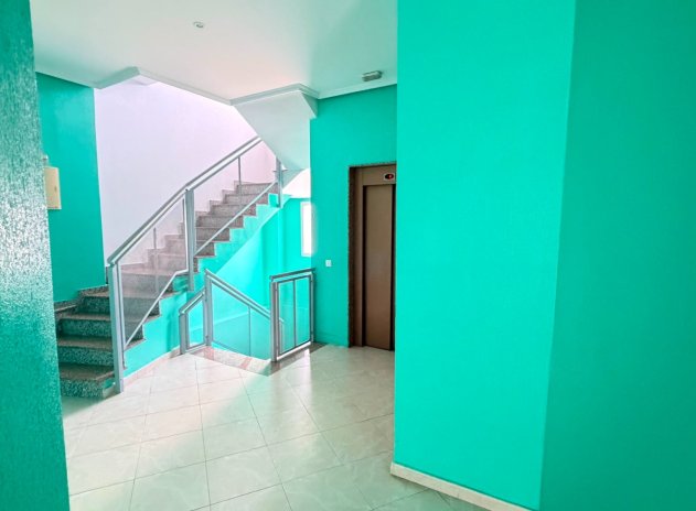Herverkoop - Appartement - Los Montesinos