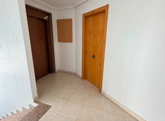 Herverkoop - Appartement - Los Montesinos