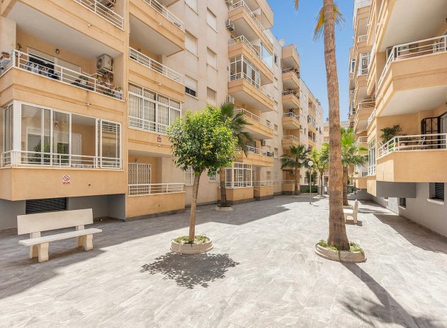 Herverkoop - Appartement - Torrevieja - Playa del Cura
