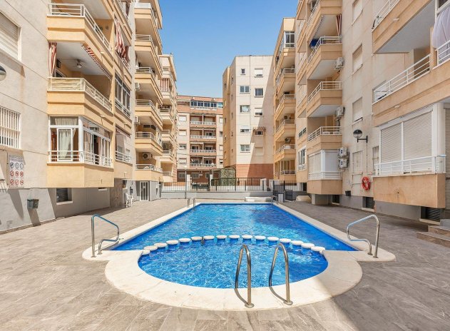 Herverkoop - Appartement - Torrevieja - Playa del Cura