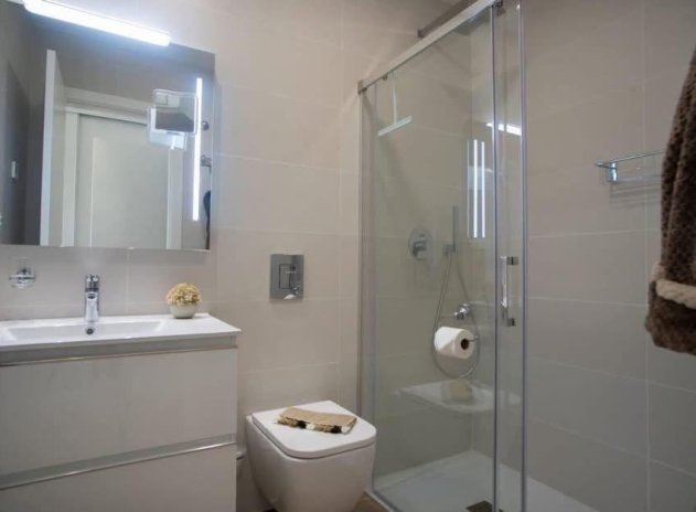Resale - Apartment / Flat * - Orihuela Costa *