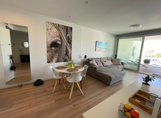 Resale - Apartment / Flat * - Orihuela Costa *