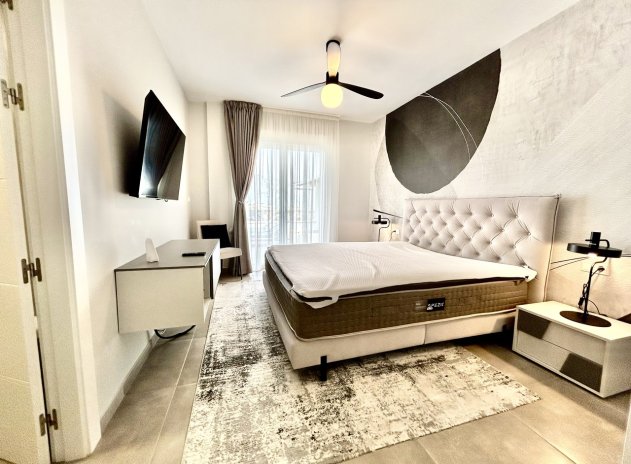 Resale - Villa * - Ciudad Quesada *
