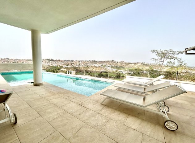 Resale - Villa * - Ciudad Quesada *