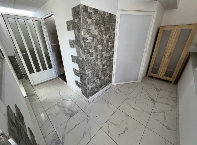 Revente - Commercial - Torrevieja