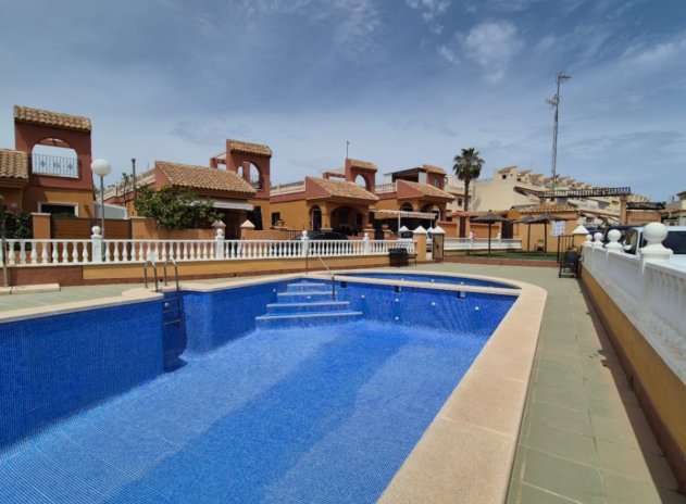 Herverkoop - Villa - Torrevieja