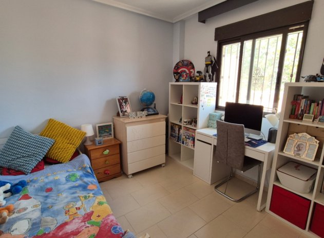 Herverkoop - Villa - Torrevieja