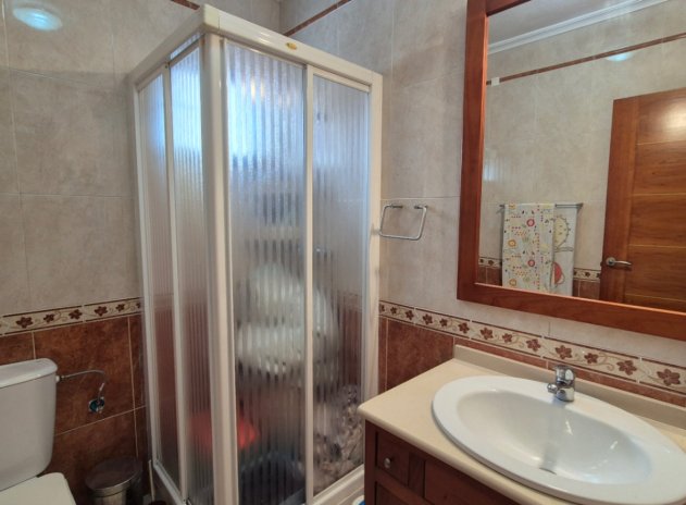 Herverkoop - Villa - Torrevieja