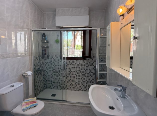 Reventa - Villa - Orihuela