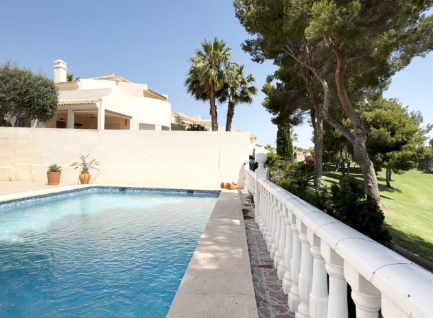 Herverkoop - Villa - Orihuela