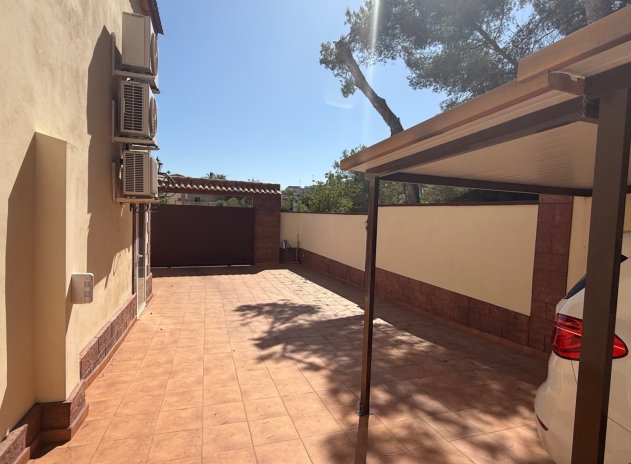 Herverkoop - Villa - Torrevieja