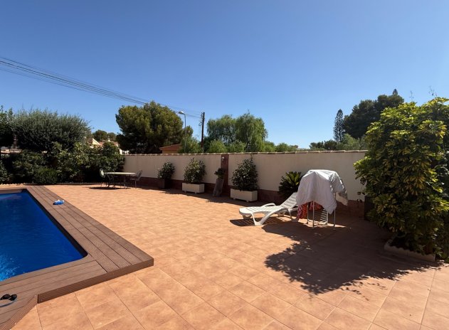 Herverkoop - Villa - Torrevieja