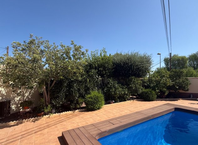 Herverkoop - Villa - Torrevieja