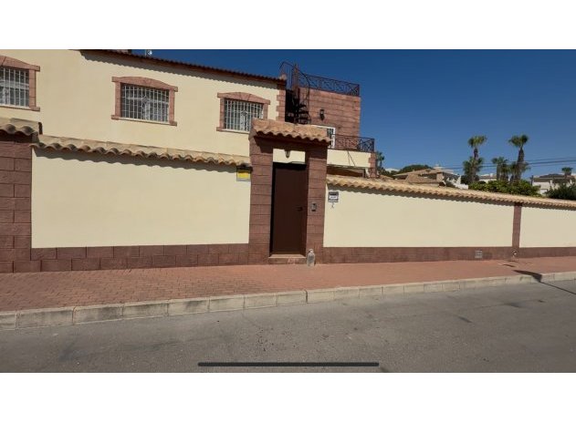 Herverkoop - Villa - Torrevieja