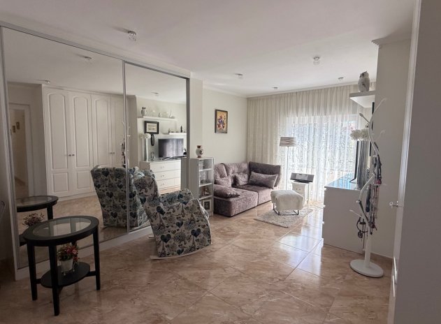 Herverkoop - Villa - Torrevieja