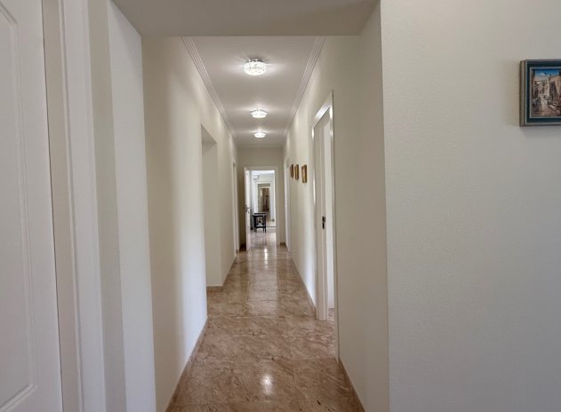 Herverkoop - Villa - Torrevieja