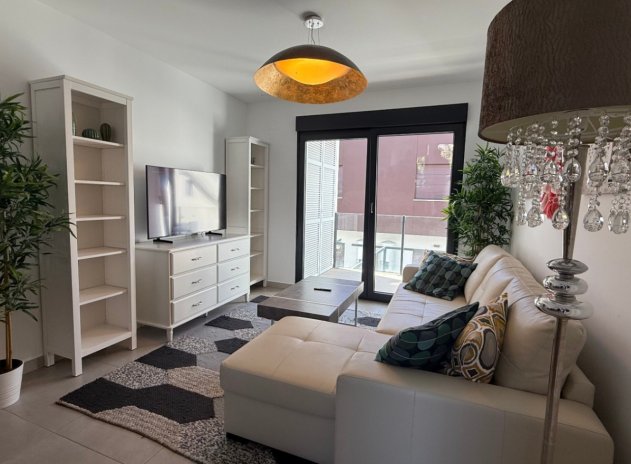 Reventa - Apartamento / Piso - Pilar de la Horadada