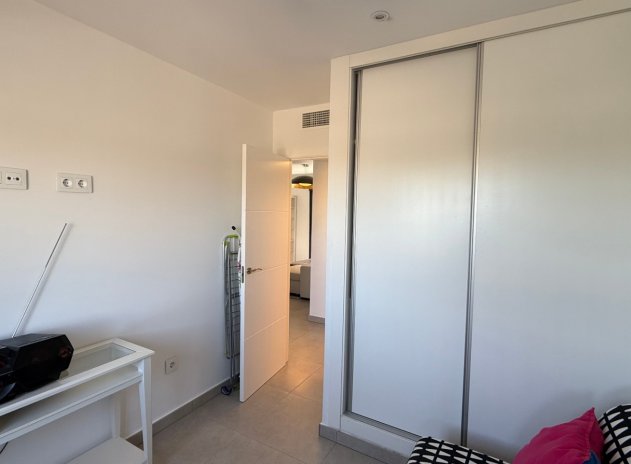 Reventa - Apartamento / Piso - Pilar de la Horadada