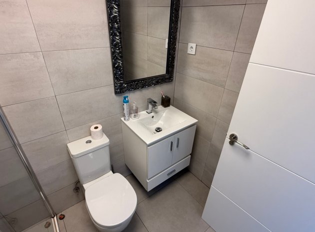 Reventa - Apartamento / Piso - Pilar de la Horadada