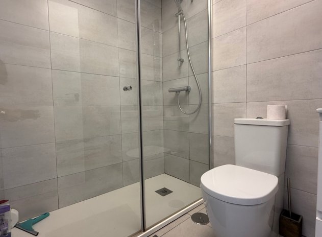 Reventa - Apartamento / Piso - Pilar de la Horadada
