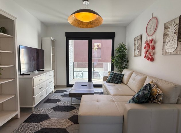 Reventa - Apartamento / Piso - Pilar de la Horadada