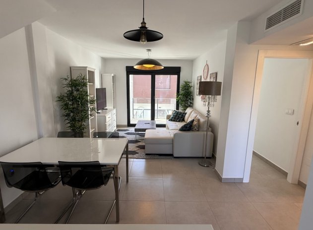 Reventa - Apartamento / Piso - Pilar de la Horadada