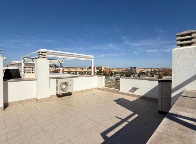 Reventa - Apartamento / Piso - Pilar de la Horadada
