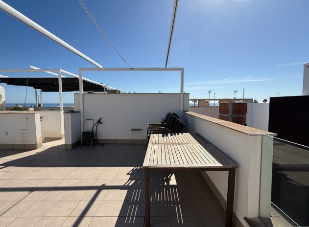 Reventa - Apartamento / Piso - Pilar de la Horadada