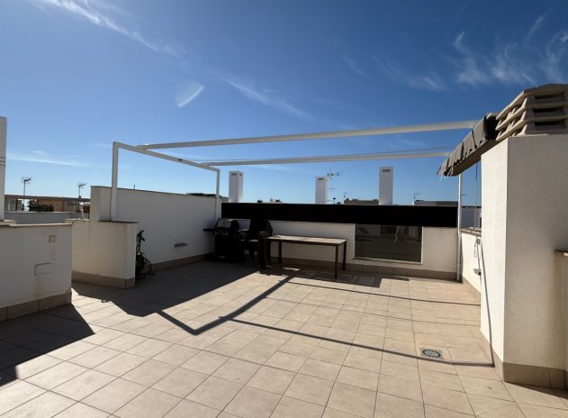 Reventa - Apartamento / Piso - Pilar de la Horadada