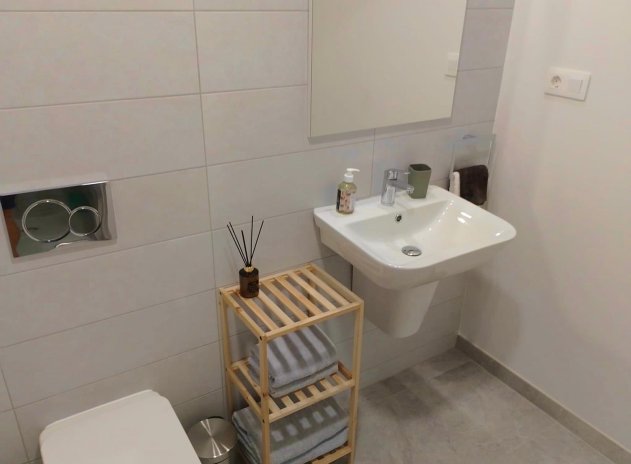 Reventa - Apartamento / Piso - Orihuela