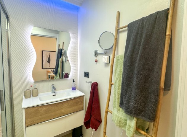 Herverkoop - Appartement - Torrevieja - Los Balcones