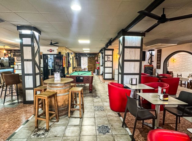 Herverkoop - Commercieel - Torrevieja - Aguas Nuevas