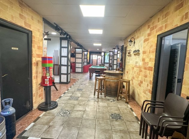 Herverkoop - Commercieel - Torrevieja - Aguas Nuevas