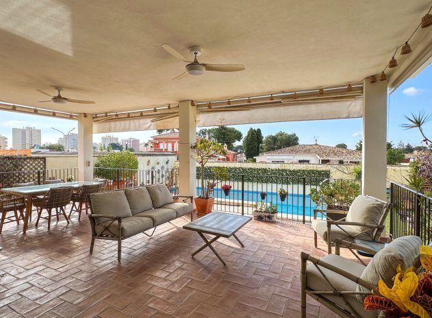 Herverkoop - Villa - Campoamor - Dehesa de campoamor