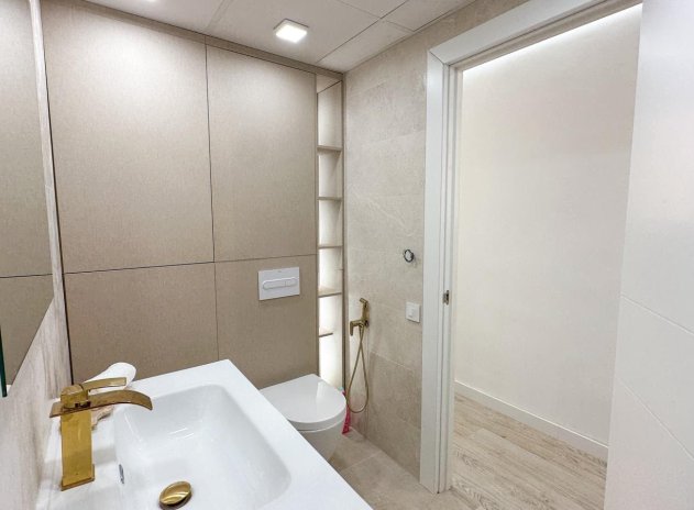 Herverkoop - Appartement - Torrevieja - El Acequión - Los Náufragos