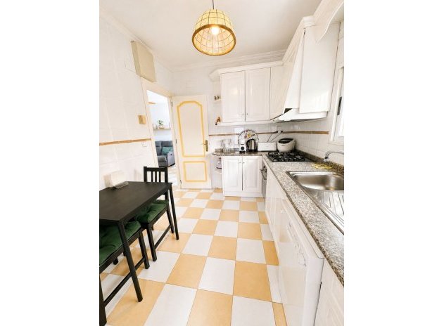 Herverkoop - Villa - Torrevieja - Aguas Nuevas