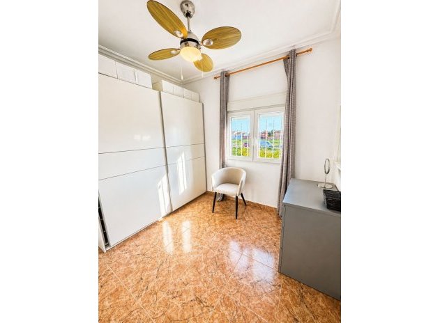 Herverkoop - Villa - Torrevieja - Aguas Nuevas