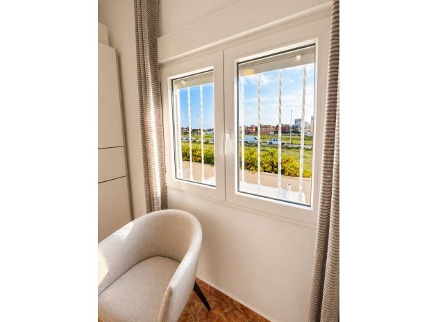 Herverkoop - Villa - Torrevieja - Aguas Nuevas