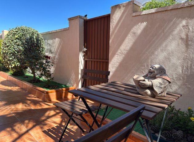 Herverkoop - Villa - Torrevieja - Aguas Nuevas