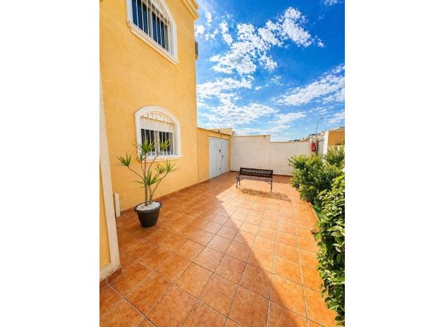Herverkoop - Villa - Torrevieja - Aguas Nuevas