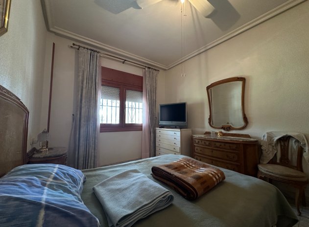 Herverkoop - Villa - Torrevieja - Los Balcones